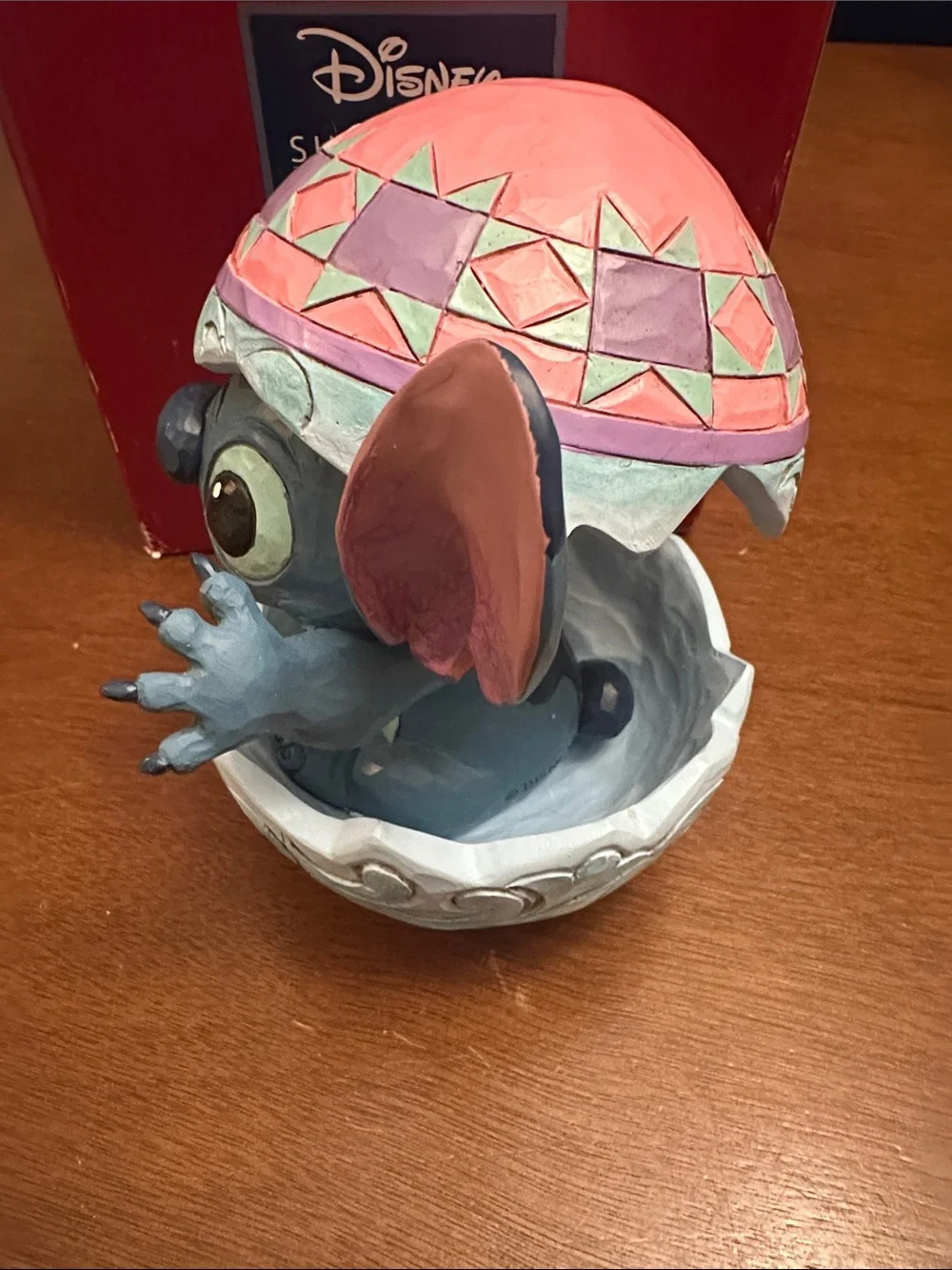 Jim Shore Disney An Alien Harched! Stitch Figure with Pink Patterned Egg